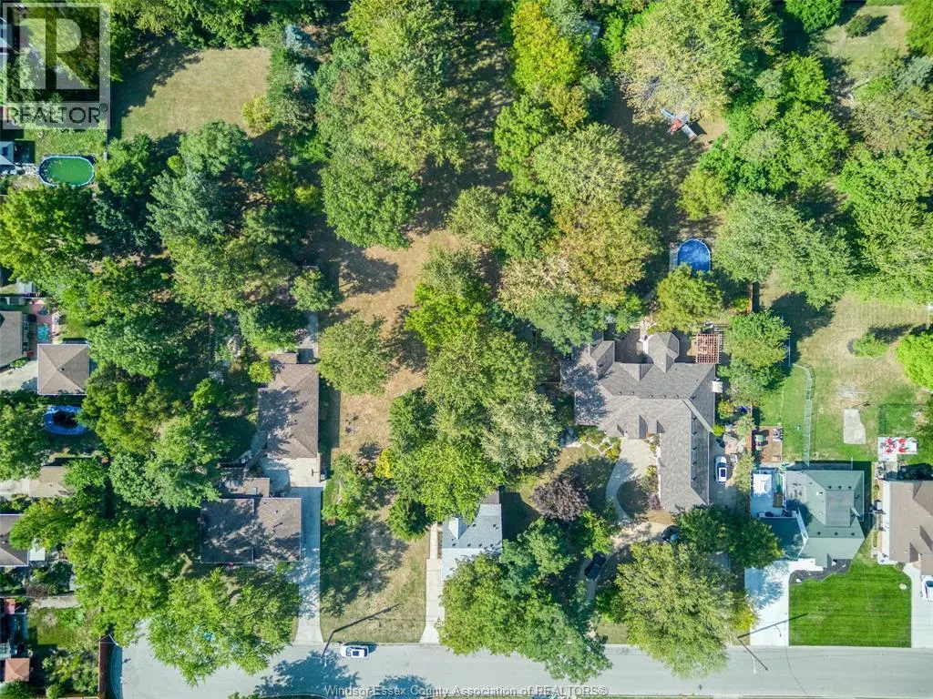 2837 JOS ST LOUIS