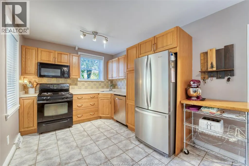 2837 JOS ST LOUIS