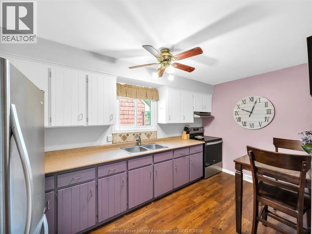 1543 OLIVE ROAD