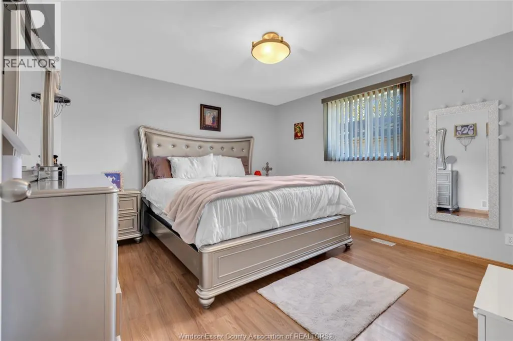 2110 Dominion