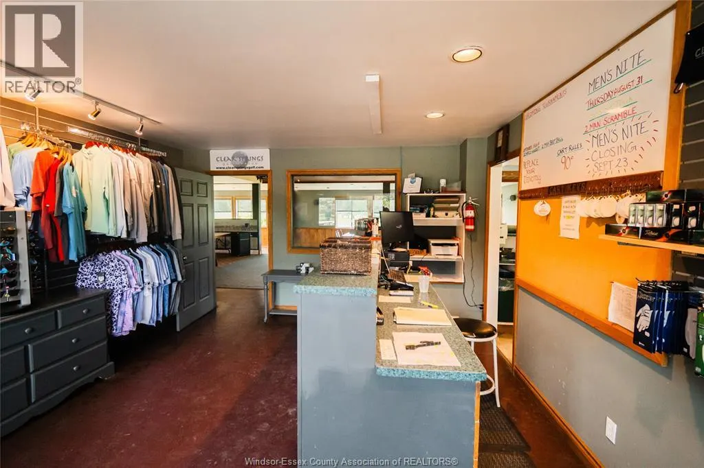 870 GOLF COURSE ROAD
