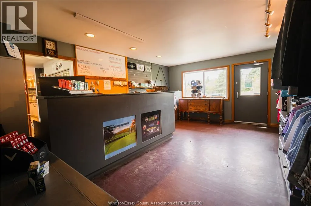 870 GOLF COURSE ROAD