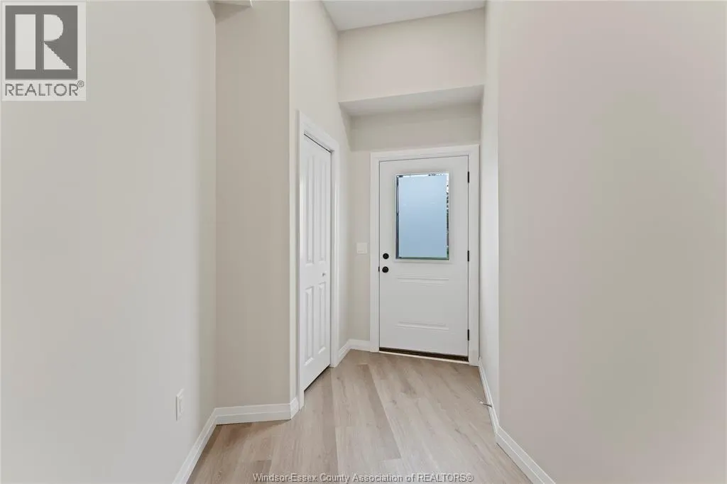 127 TALBOT STREET North Unit# 9