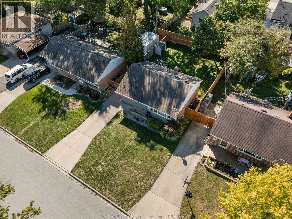 1175 REEDMERE AVENUE