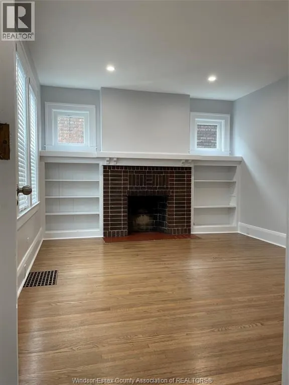 1496/1498 GILES East Unit# UPPER