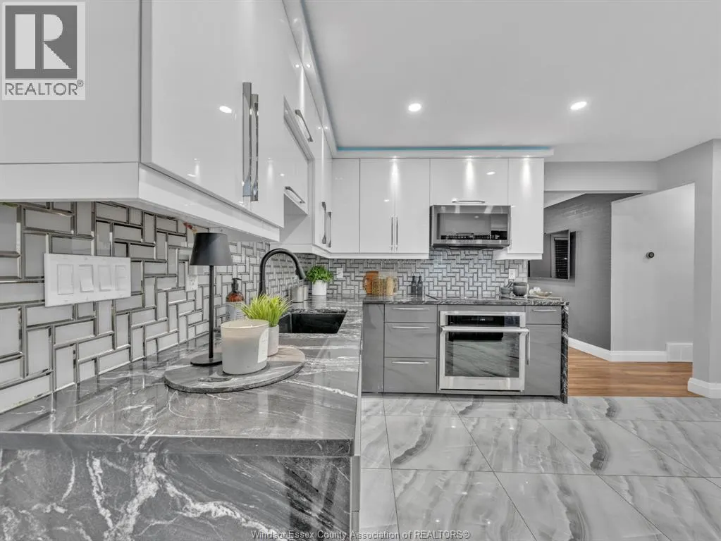 1007 RIVERDALE AVENUE