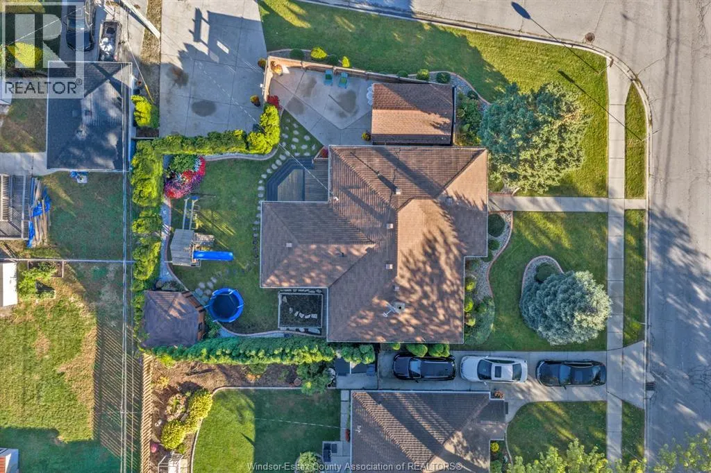 1007 RIVERDALE AVENUE
