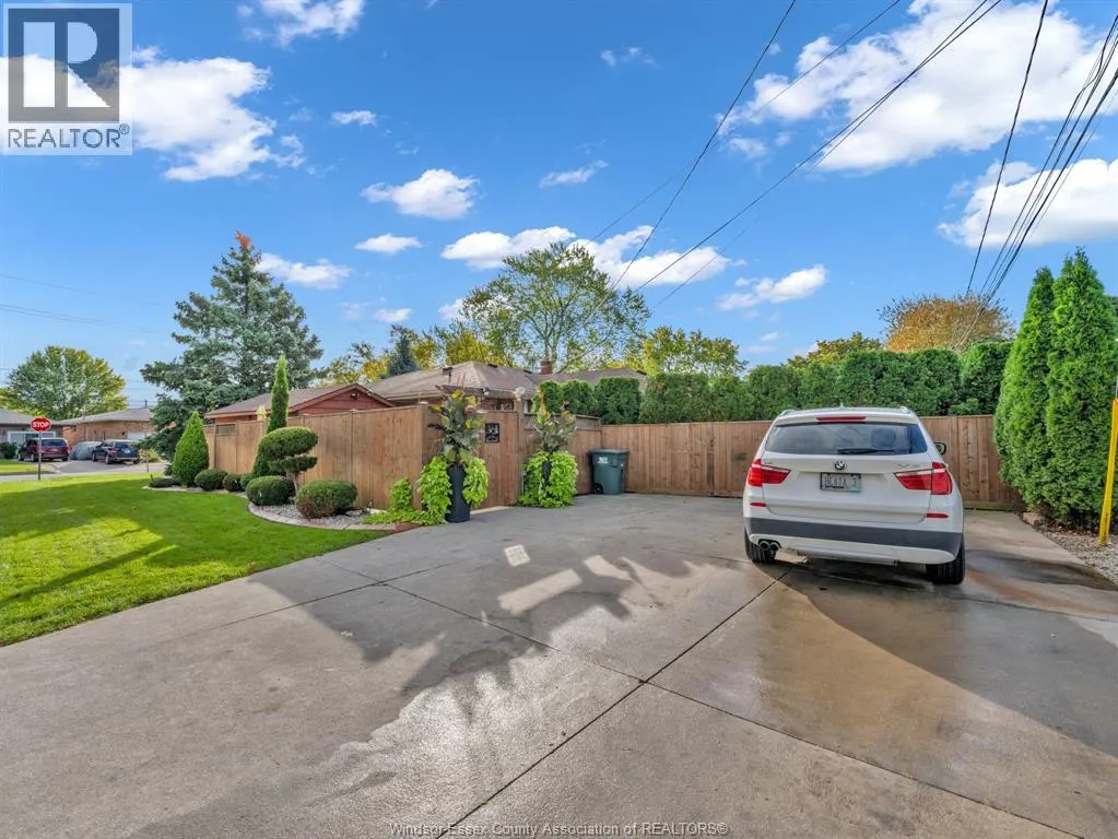 1007 RIVERDALE AVENUE