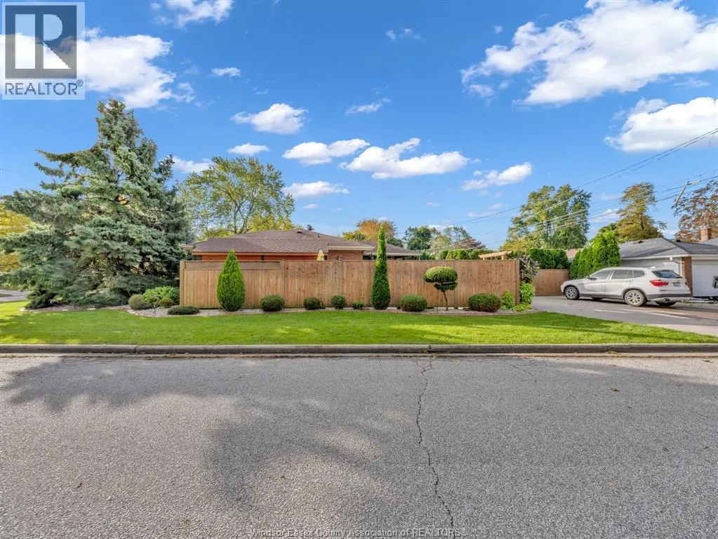 1007 RIVERDALE AVENUE
