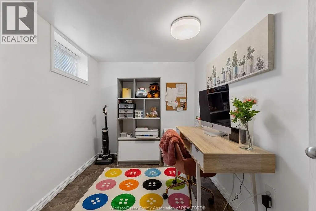 2136 SECORD