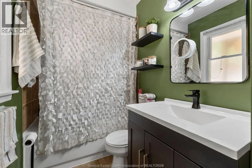 2136 SECORD