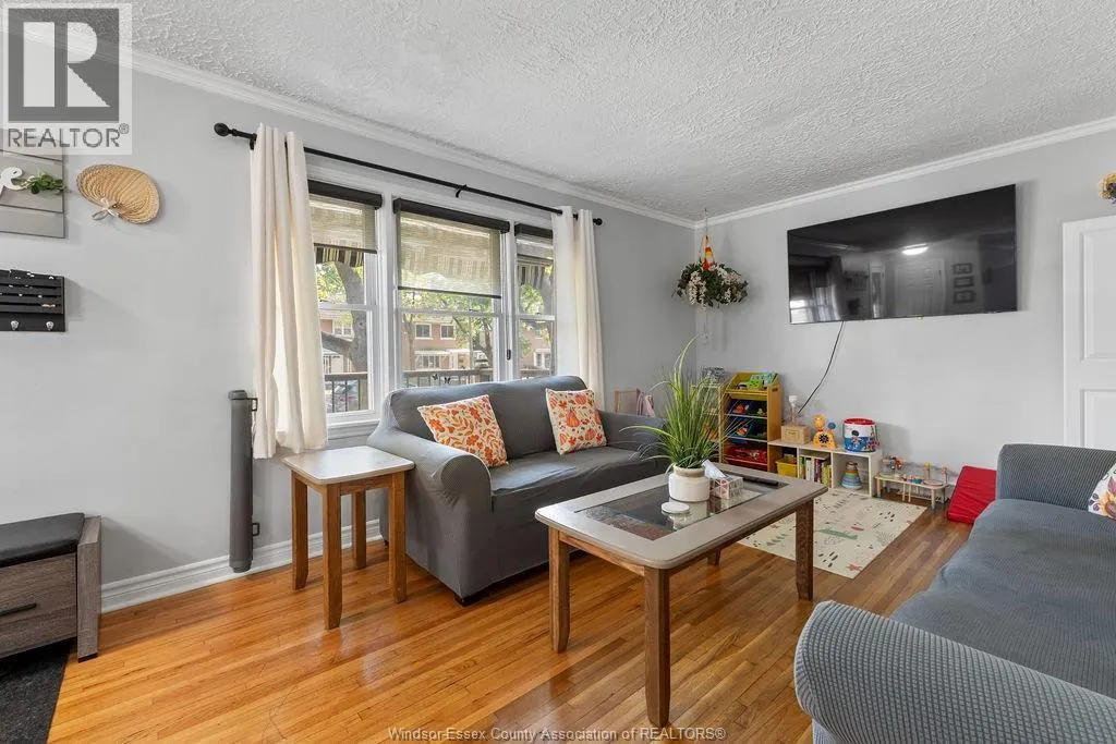 2136 SECORD
