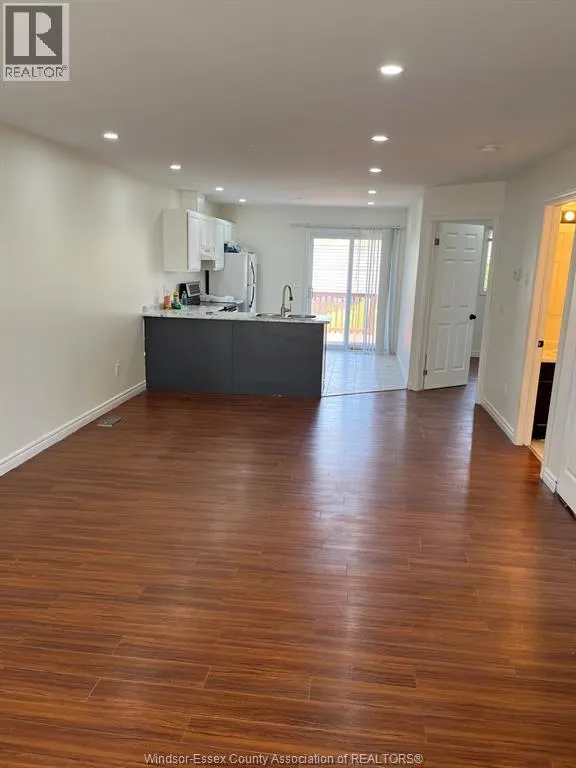 3726 HOLBURN