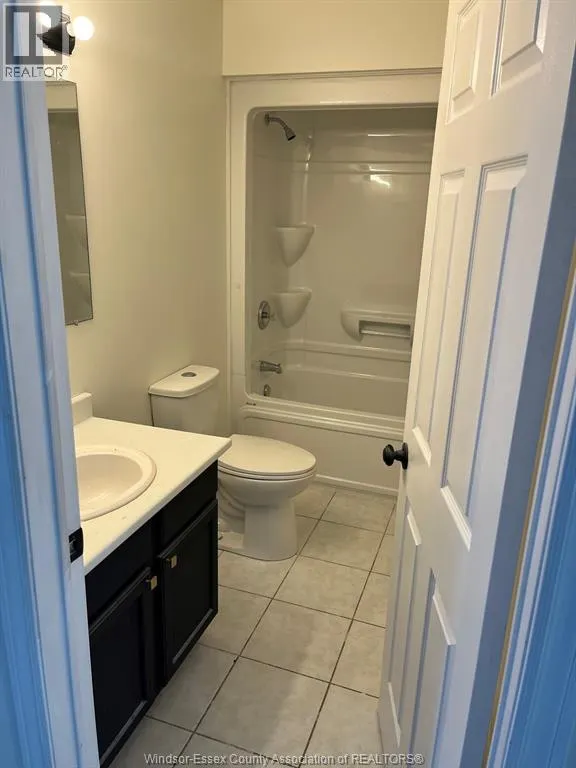 3726 HOLBURN