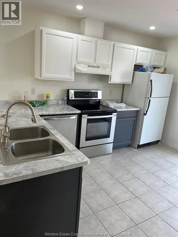 3726 HOLBURN