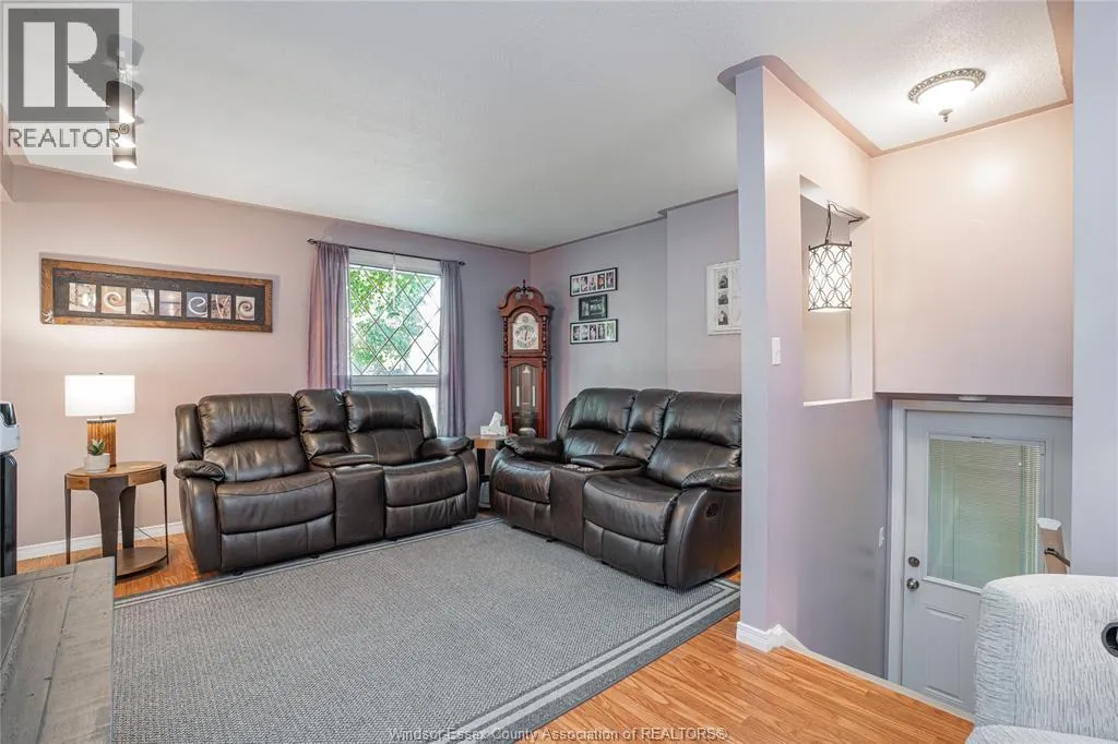 171 DUFF AVENUE