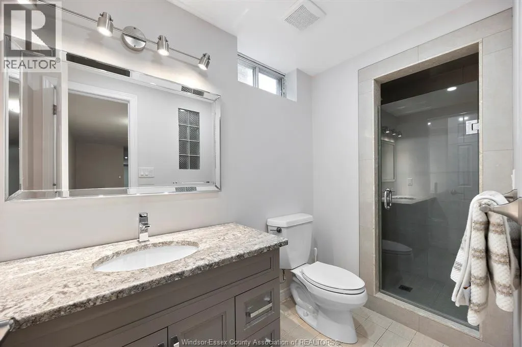 15 Fasan CRESCENT
