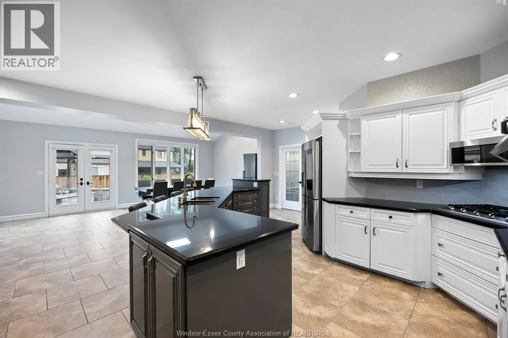 15 Fasan CRESCENT