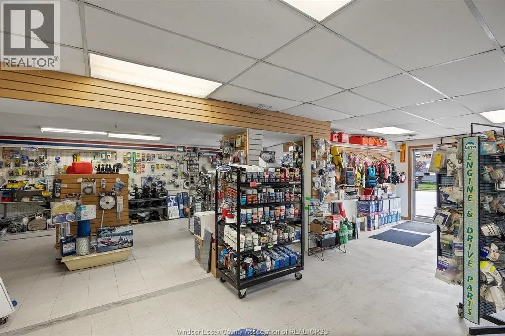 7565 Tecumseh ROAD