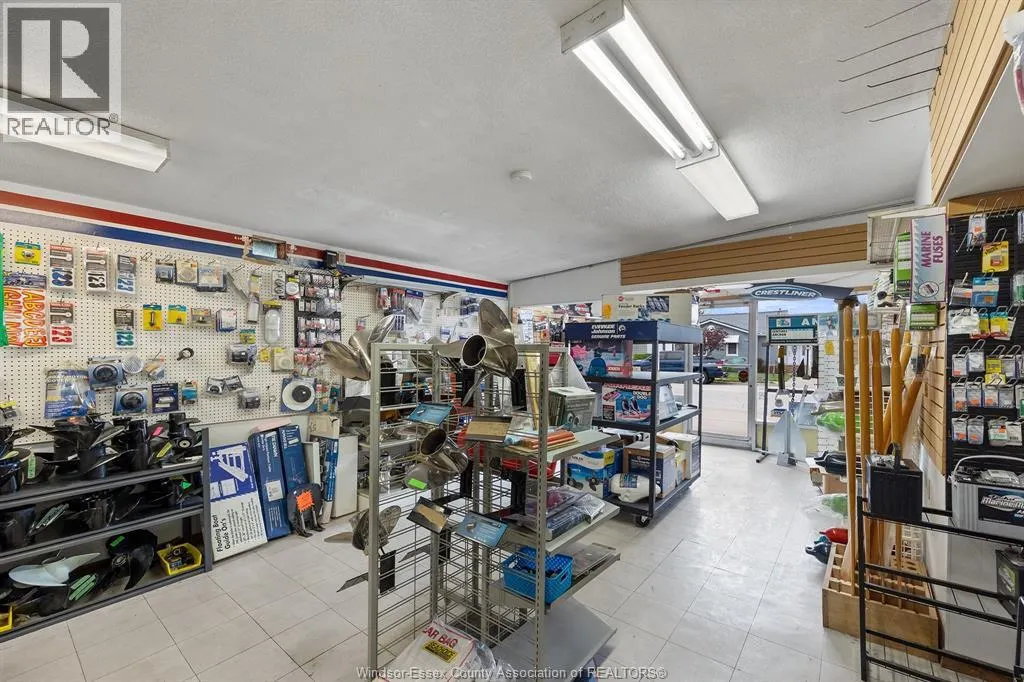 7565 Tecumseh ROAD