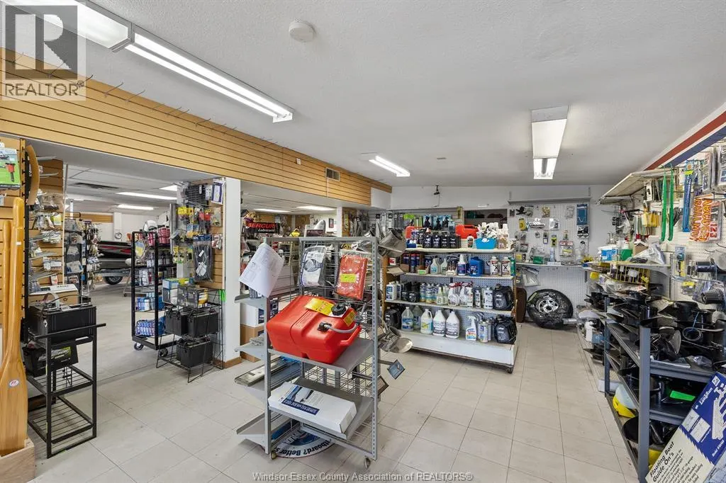 7565 Tecumseh ROAD