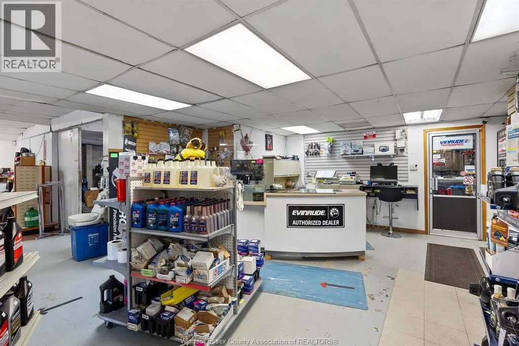 7565 Tecumseh ROAD