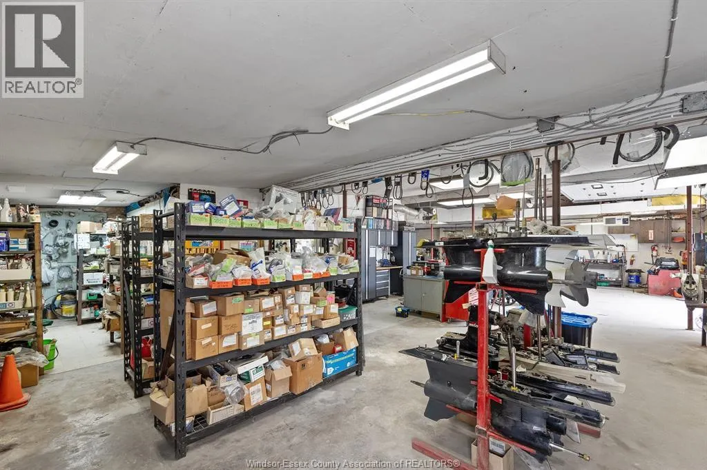 7565 Tecumseh ROAD