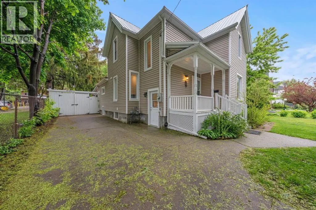 156 QUEEN STREET