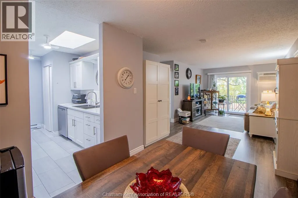 12 Montgomery DRIVE