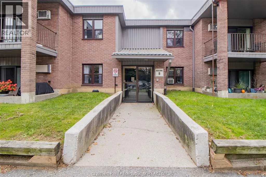 12 Montgomery DRIVE
