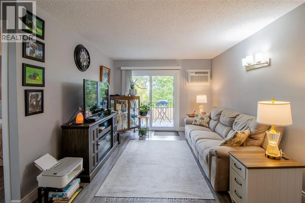 12 Montgomery DRIVE