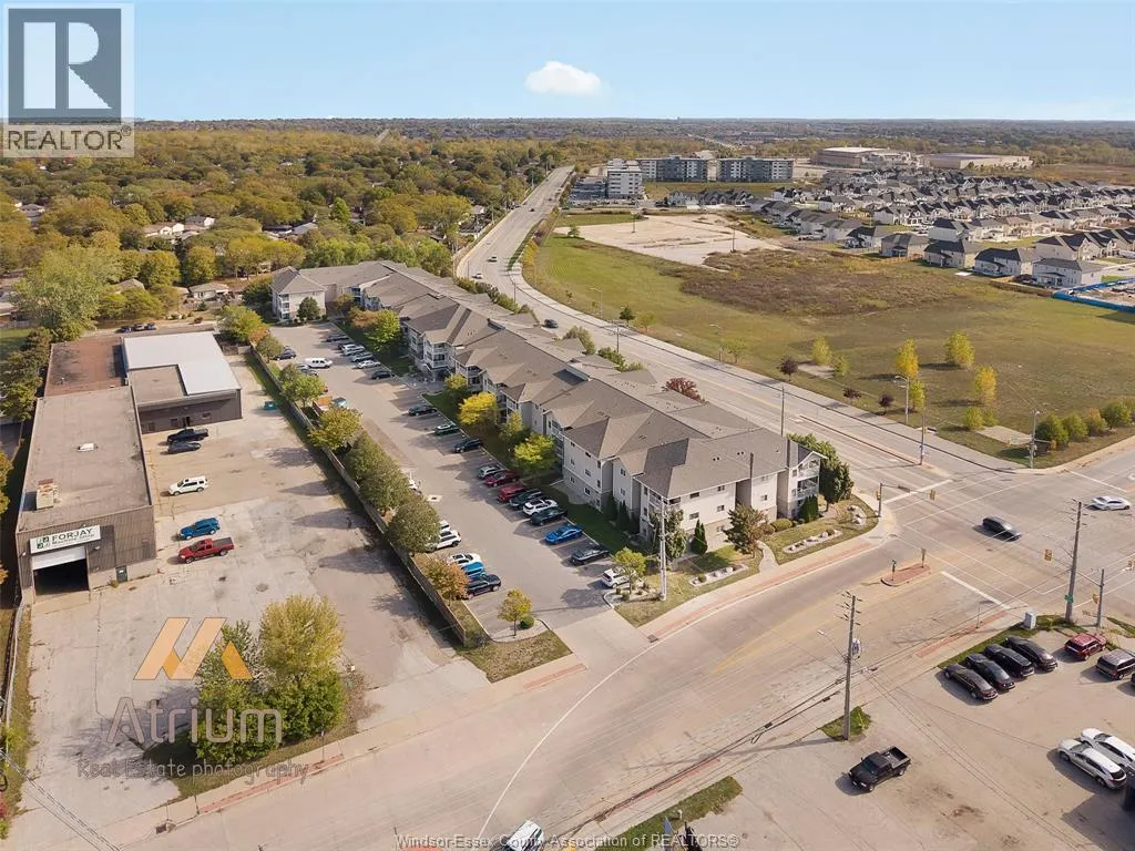 1390 LAUZON ROAD Unit# 220