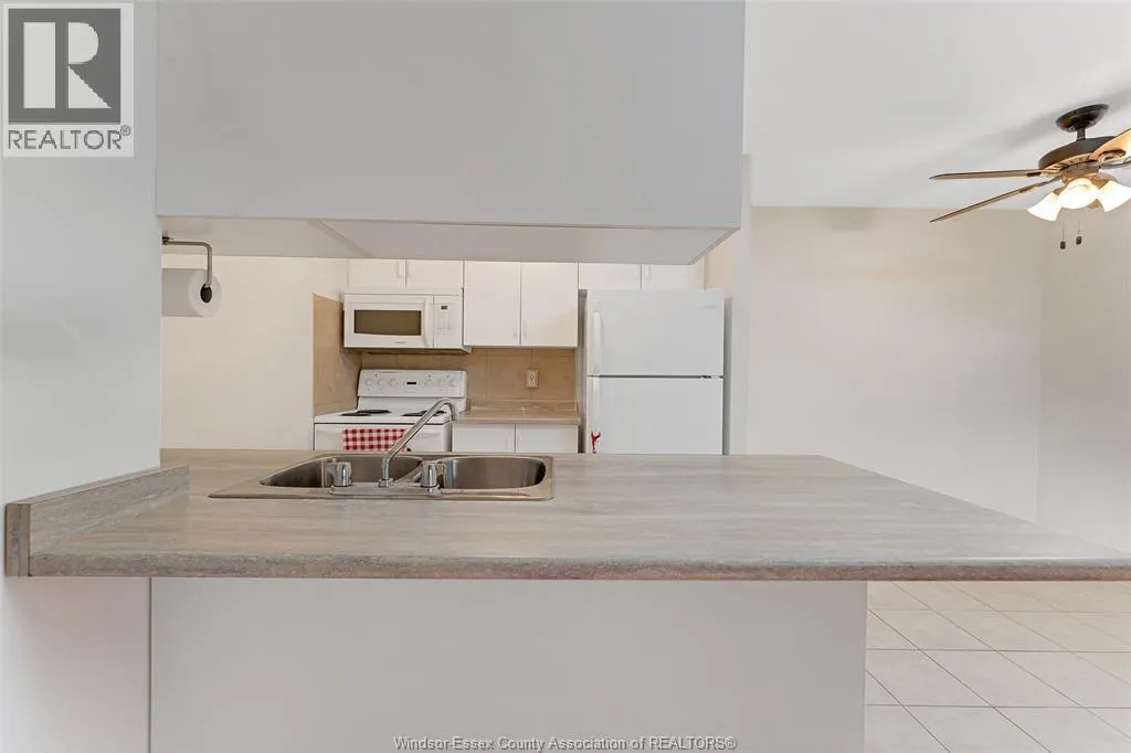 1390 LAUZON ROAD Unit# 220