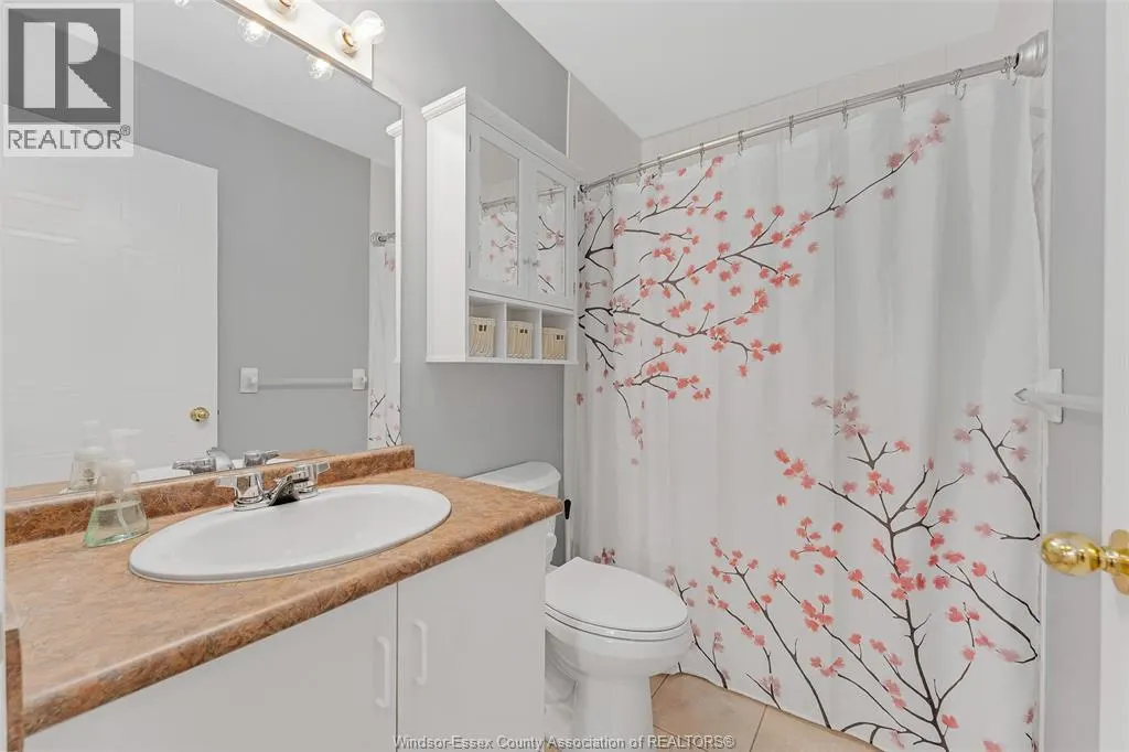 1390 LAUZON ROAD Unit# 220
