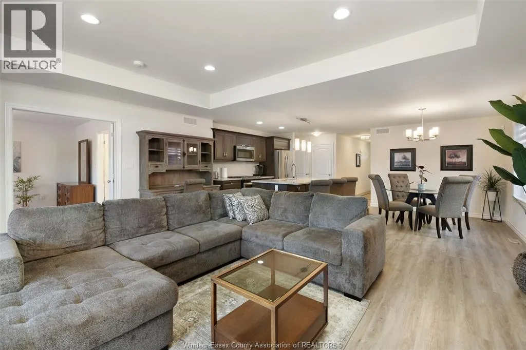 1060 Peabody