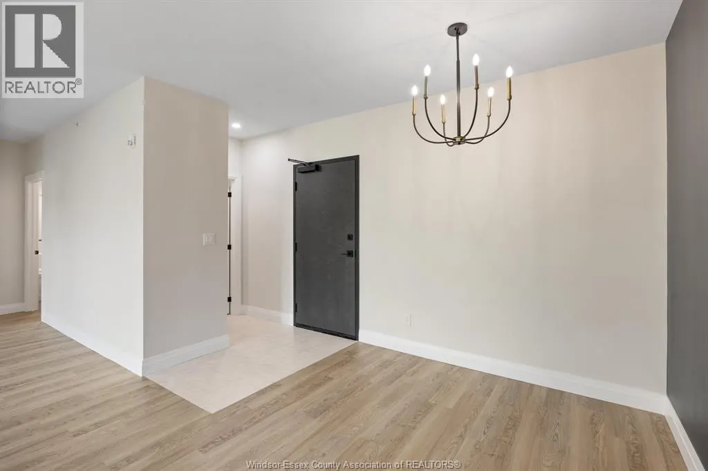 3817 HOWARD Unit# 408