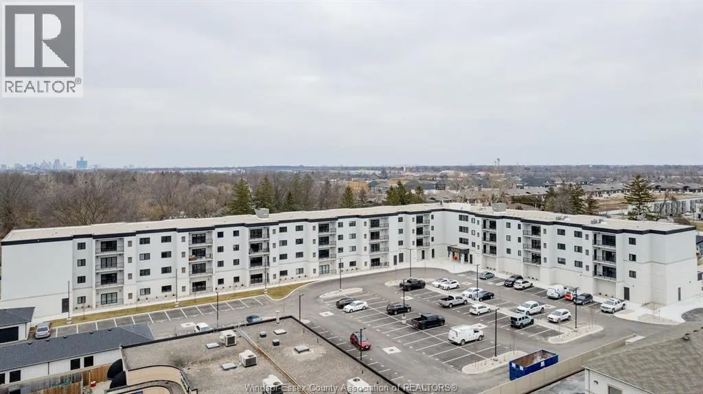 3817 HOWARD Unit# 408