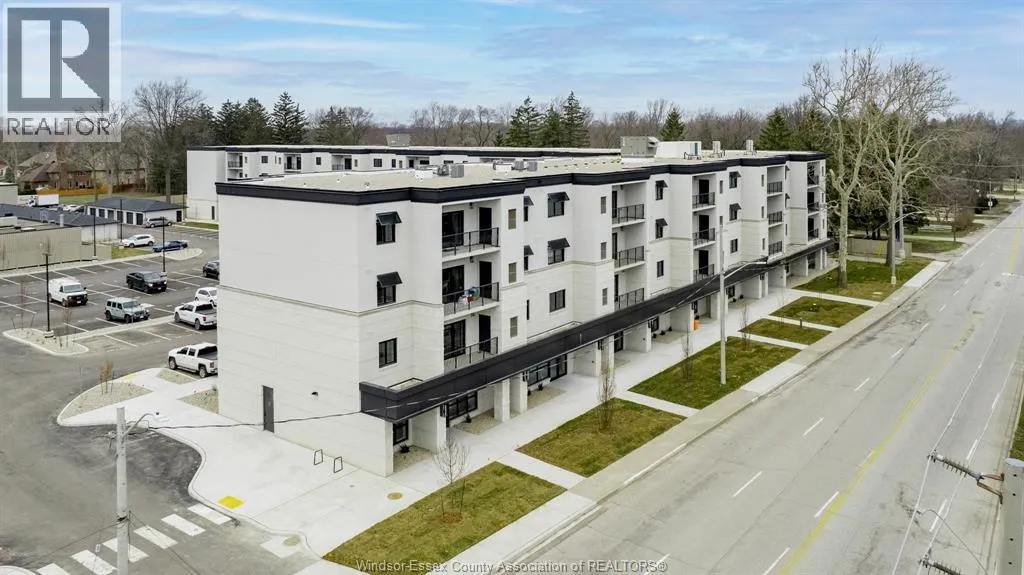 3817 HOWARD Unit# 408