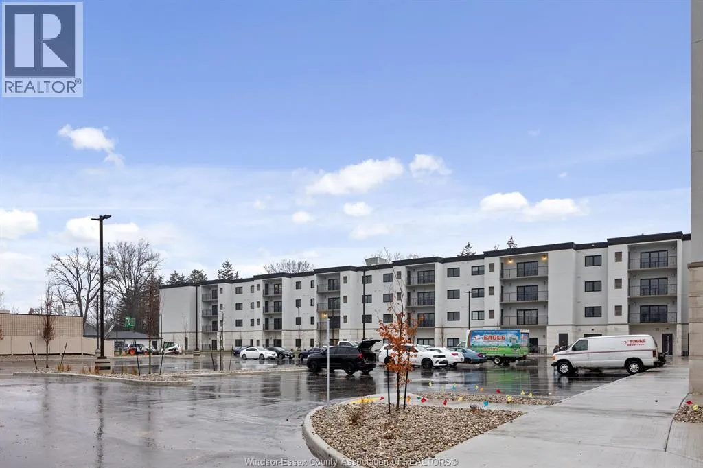 3817 HOWARD Unit# 408