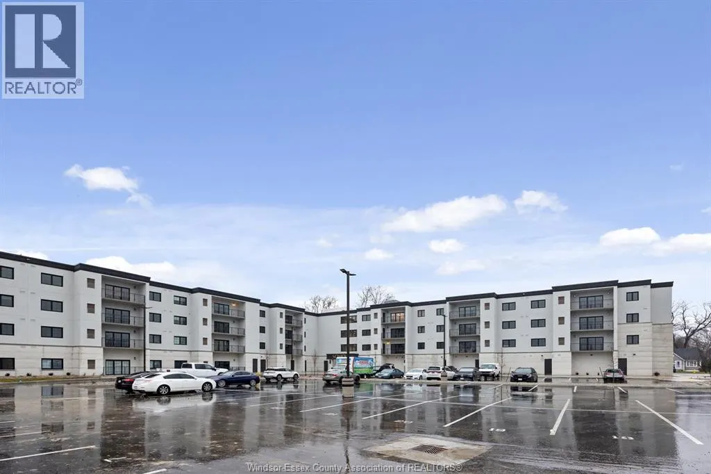 3817 HOWARD Unit# 408
