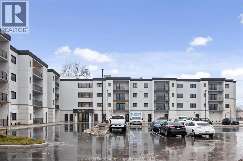 3817 HOWARD Unit# 408