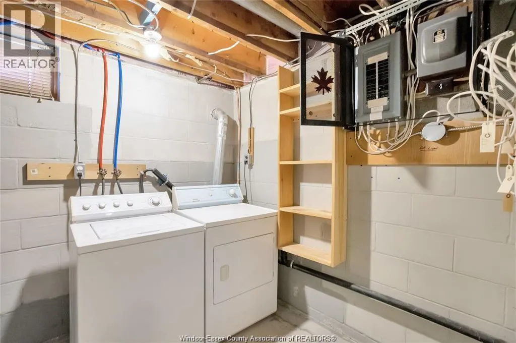 2144 GRAND MARAIS East Unit# UPPER