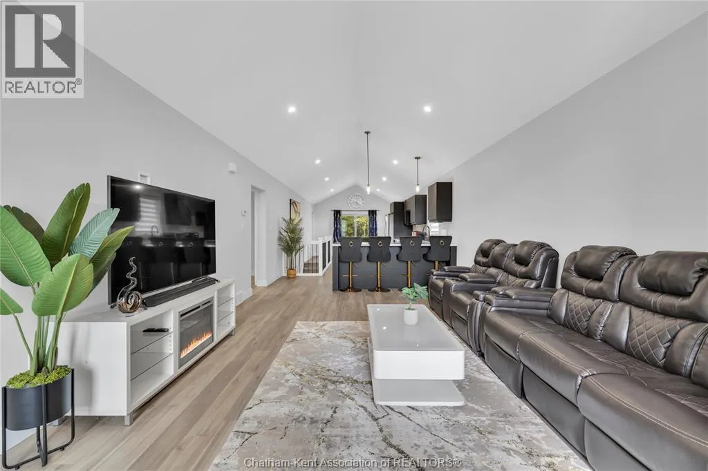 57 BAFFIN WAY