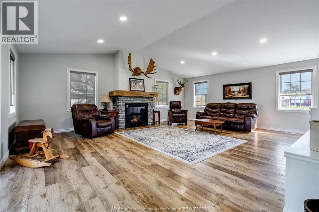 6958 6th Concession ROAD
