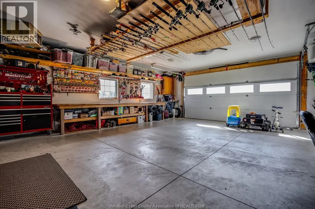 6958 6th Concession ROAD