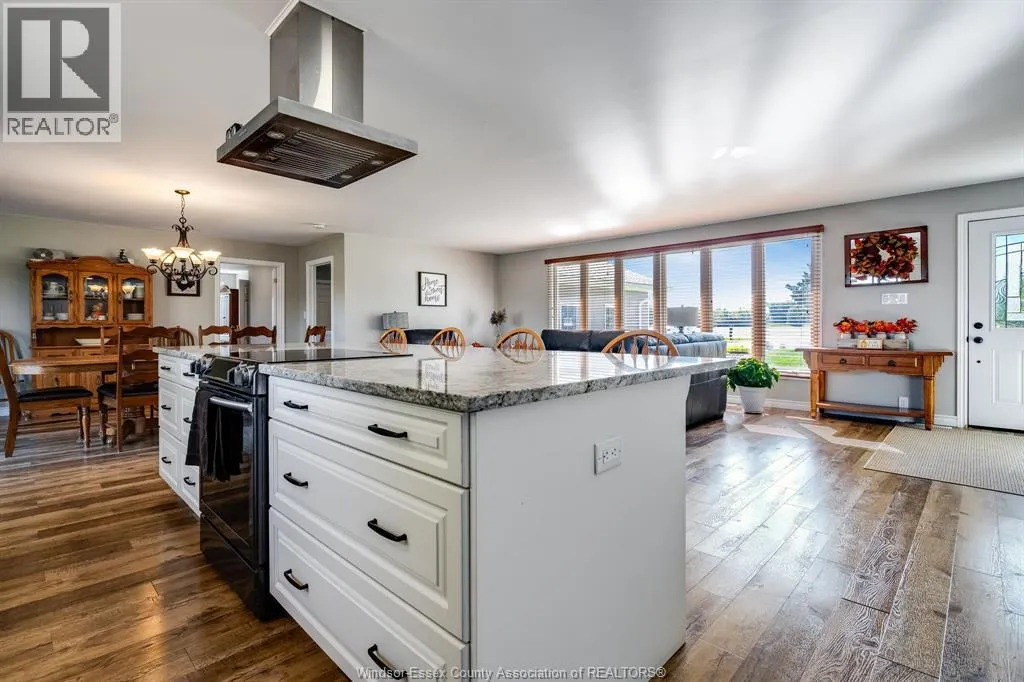 6958 6th Concession ROAD