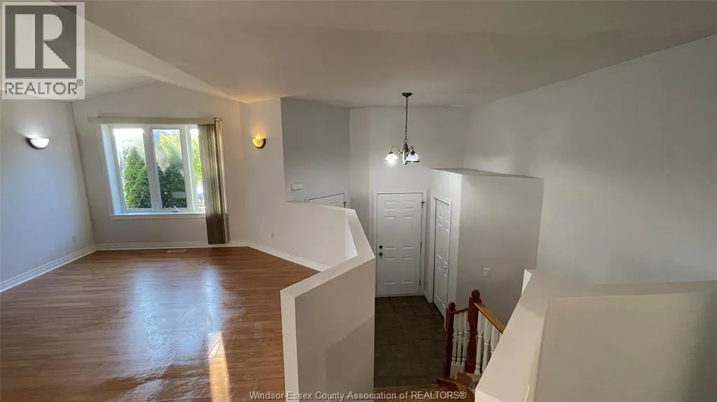 11396 Timber Bay Crescent Unit# UPPER