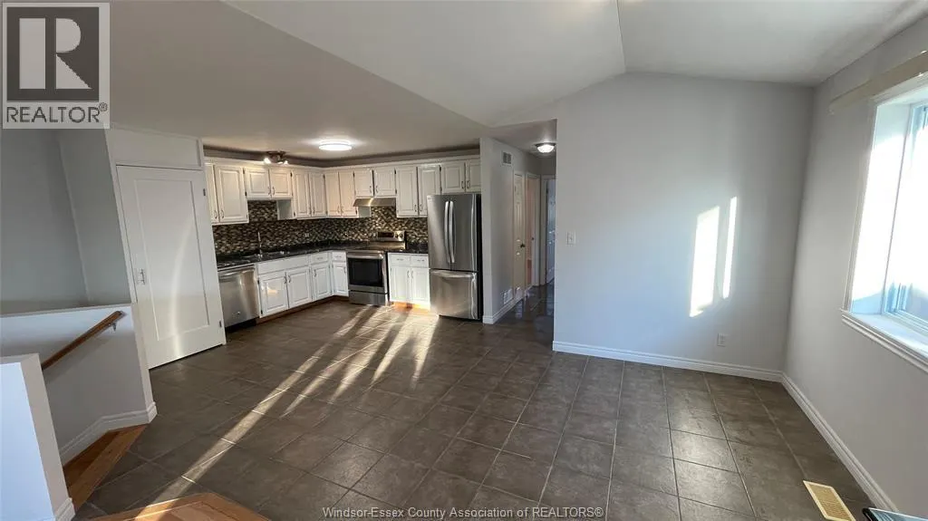 11396 Timber Bay Crescent Unit# UPPER