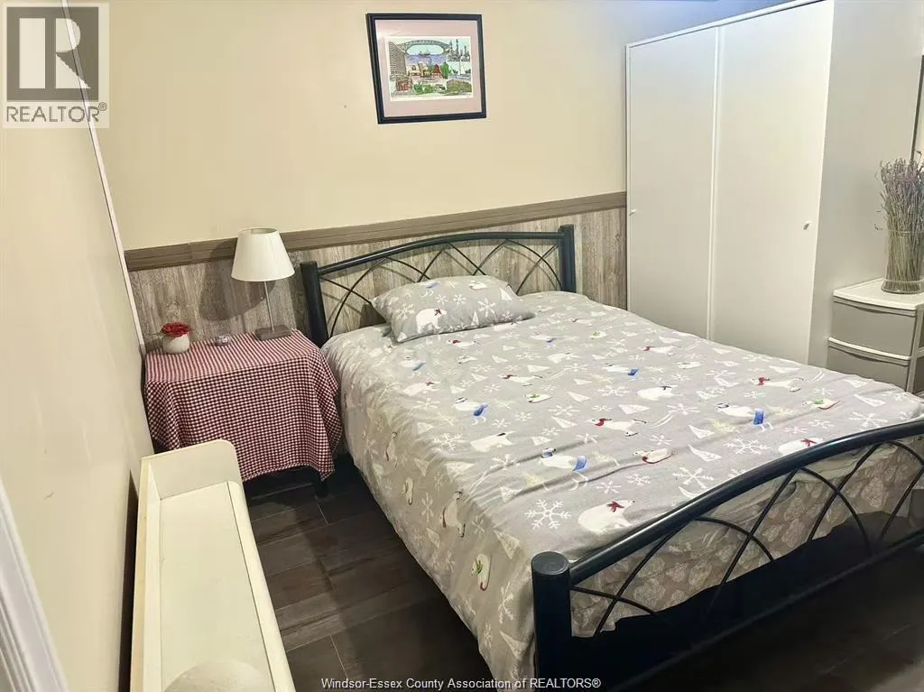 3583 ROCKWELL BOULEVARD Unit# LOWER