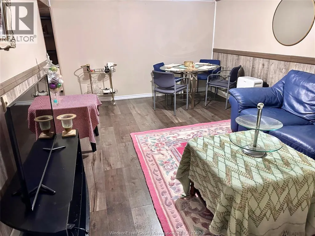3583 ROCKWELL BOULEVARD Unit# LOWER
